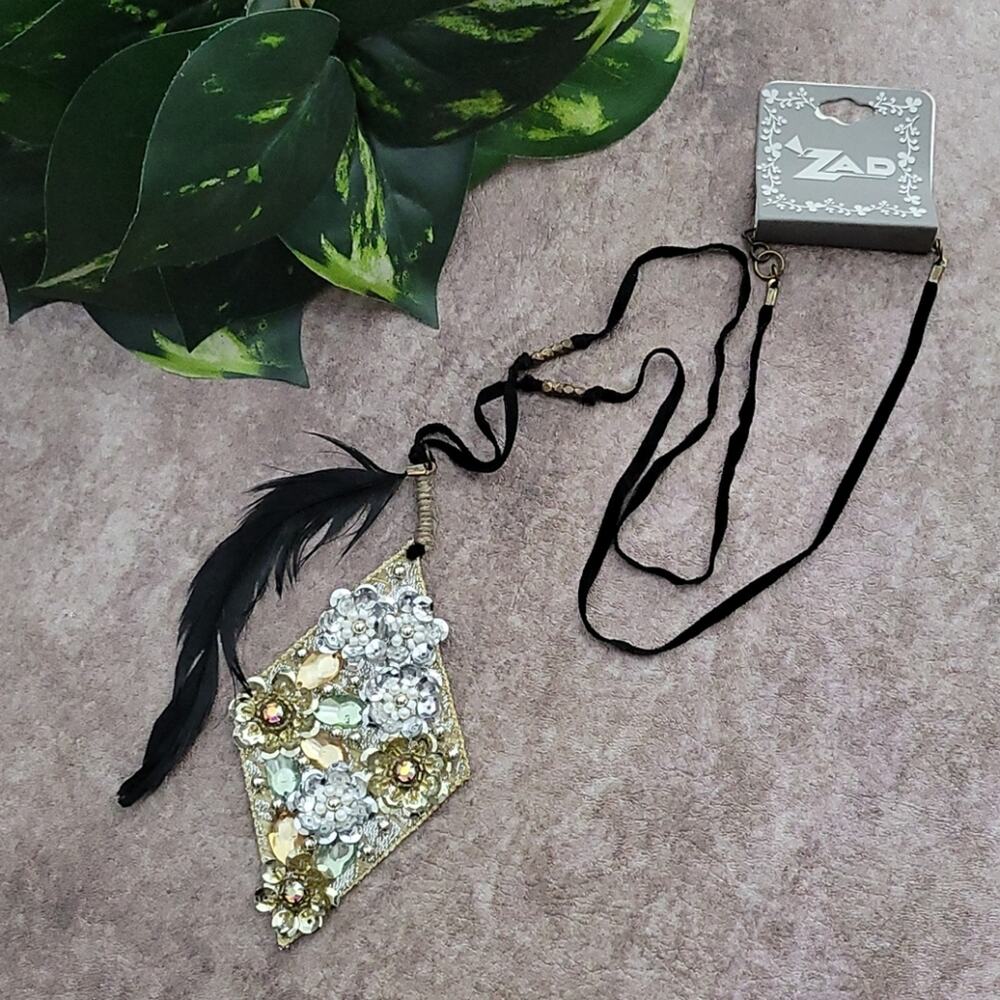 ZAD long Sequin, Beaded Pendant & Feather Necklace NEW